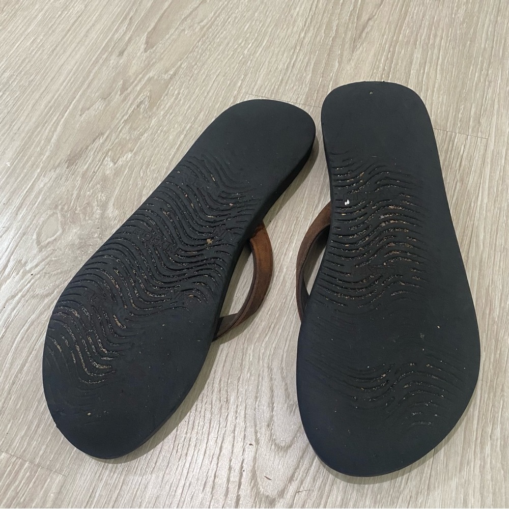 Flip flops - Picture 3 of 3